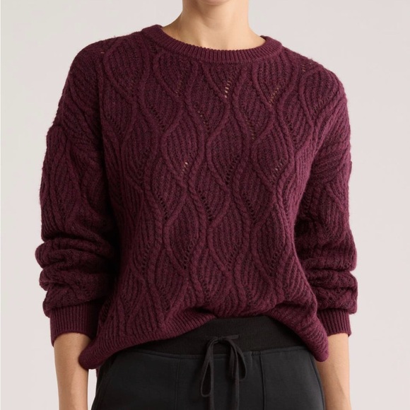 Splendid Sweaters - Splendid burgundy pointelle Cable Knit Sweater